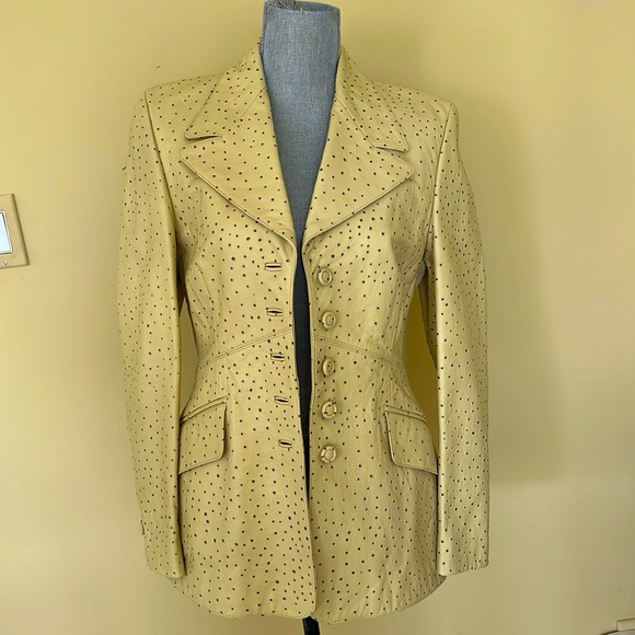 Escada Coat - Picture 2 of 13